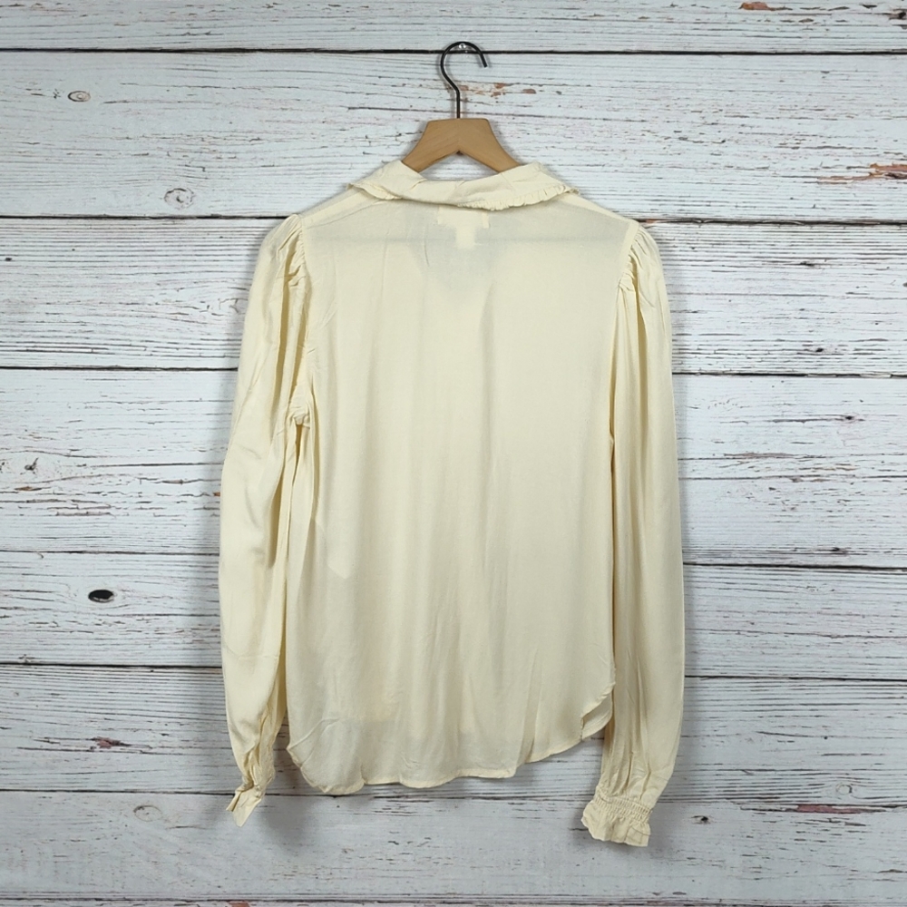 Band Of The Free Denise Cream Ruffle Collar Top - Picture 10 of 10
